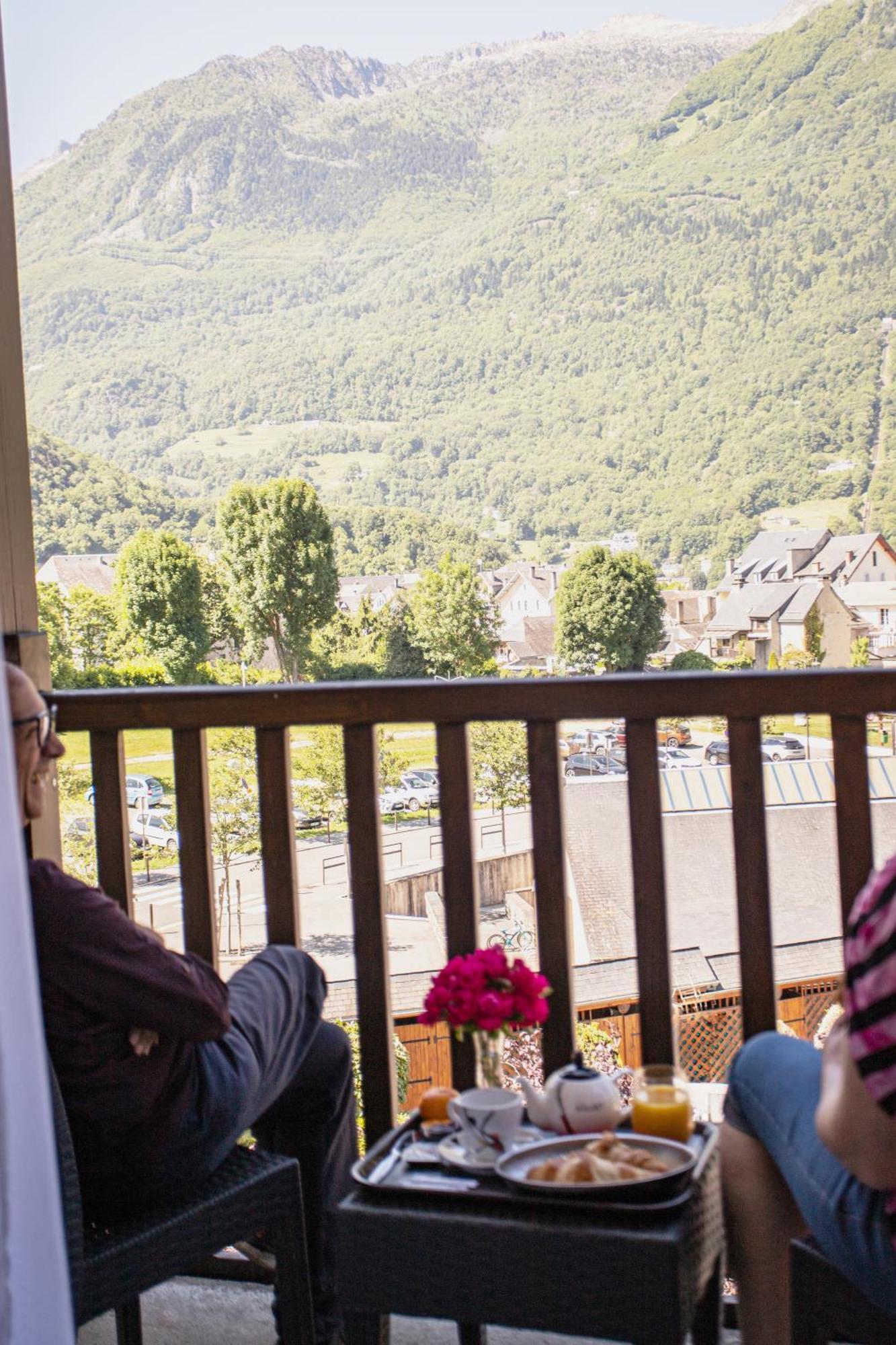 Hotel Le Montaigu Luz-Saint-Sauveur Dış mekan fotoğraf