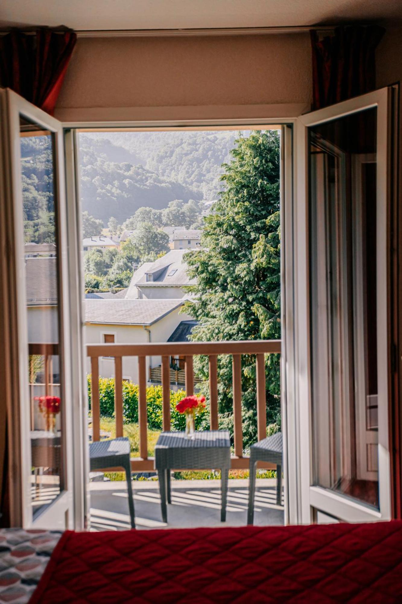 Hotel Le Montaigu Luz-Saint-Sauveur Dış mekan fotoğraf
